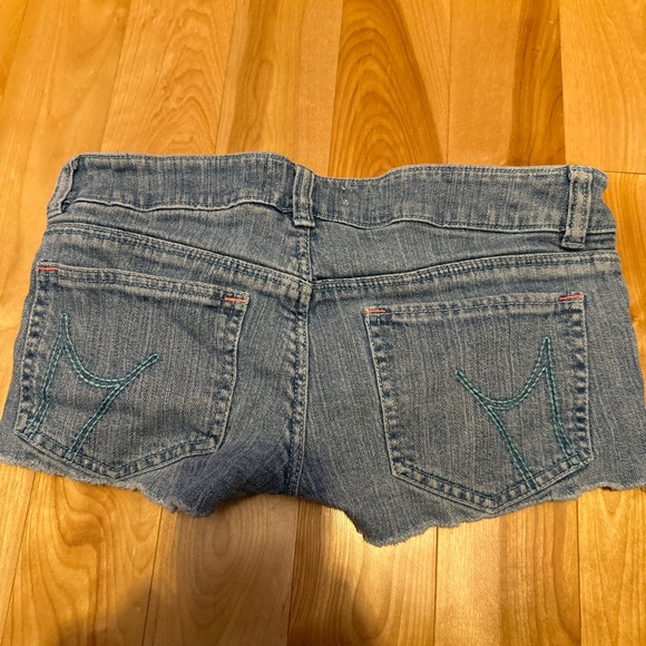SUPER LOW RISE VINTAGE SHORTS - Picture 2 of 4